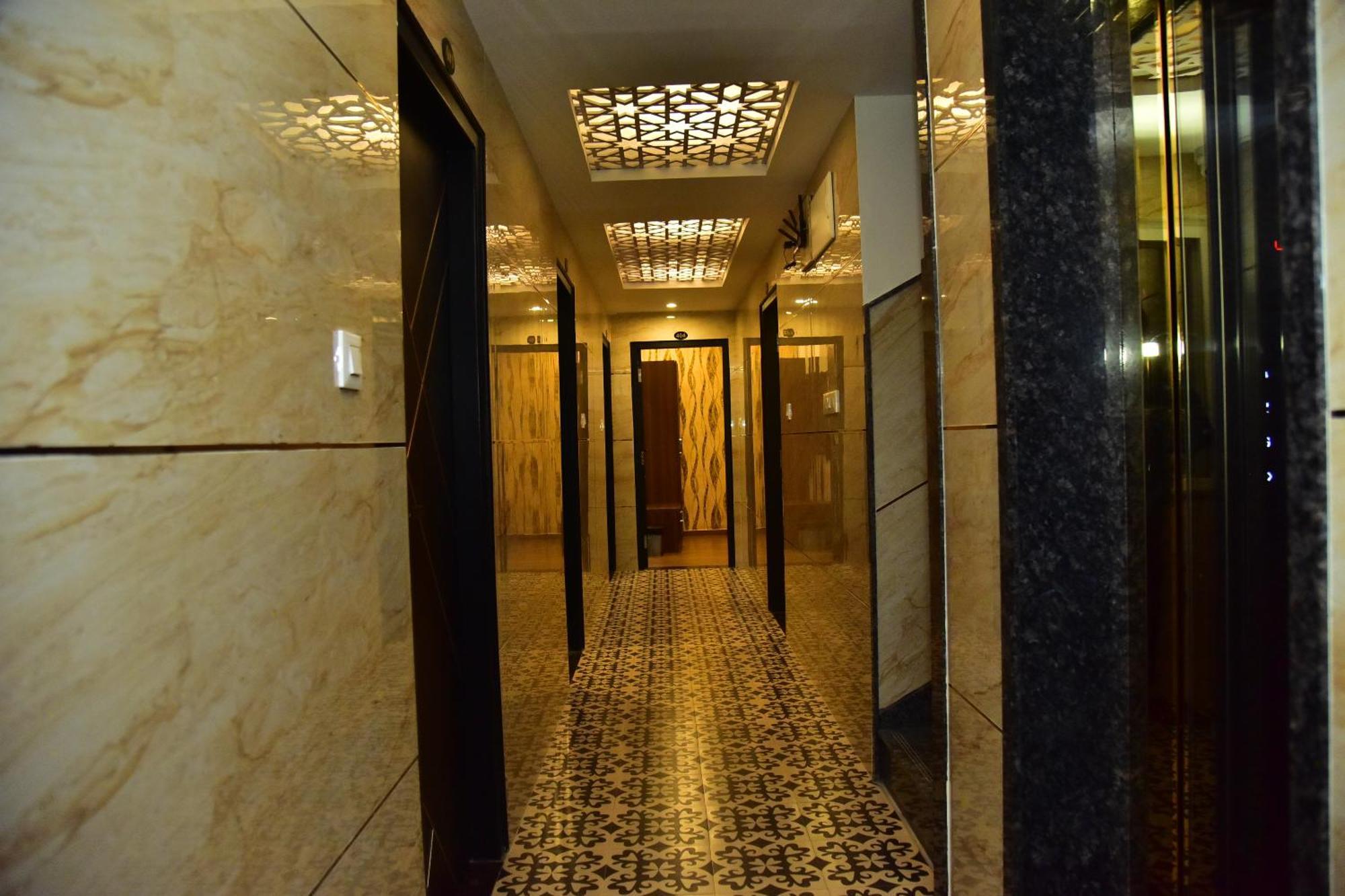Meadows Inn Майсур Экстерьер фото